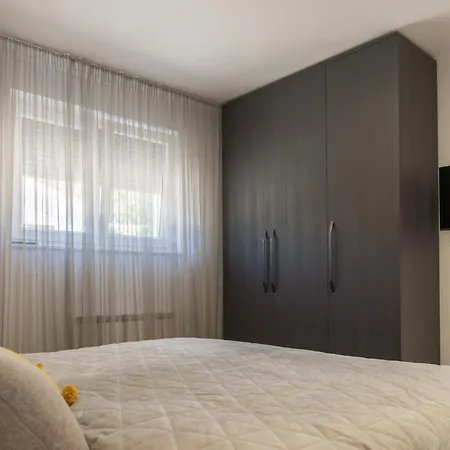 Sorelle Apartment *
